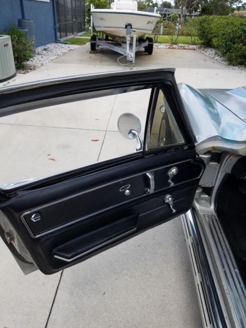 1966 Chevrolet Corvette bucket seats - photo 10