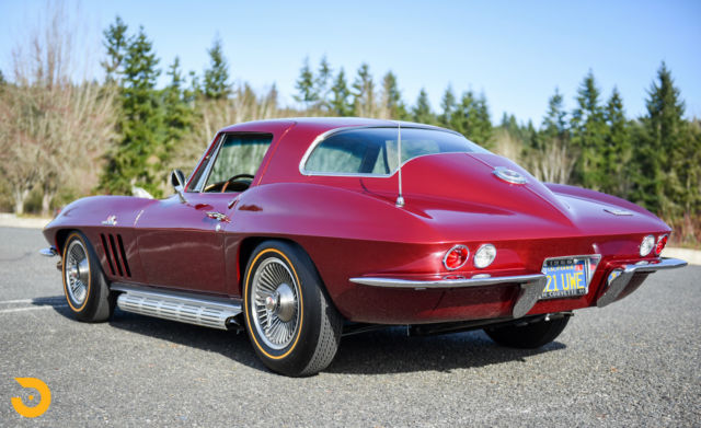 1966 Chevrolet Corvette - photo 2