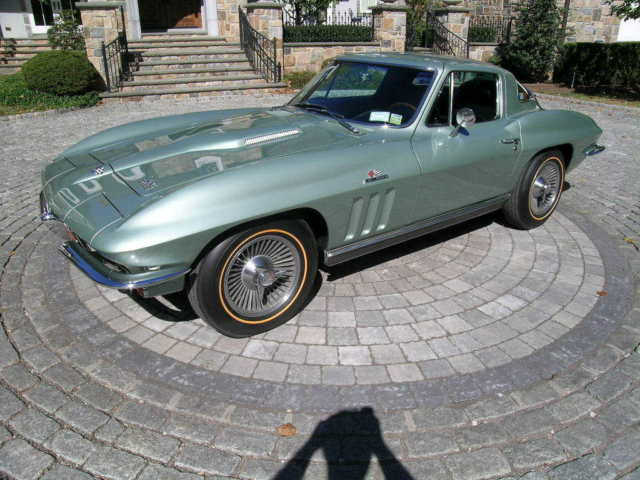 1966 CORVETTE 427/450 HP SHOW CAR , DUNTOV, NCRS, TOP FLIGHT , BLOOMINGTON GOLD 1966 Chevrolet Corvette