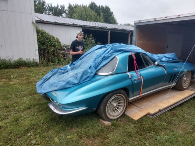 1966 CORVETTE BARN-SHED FIND 1966 Chevrolet Corvette