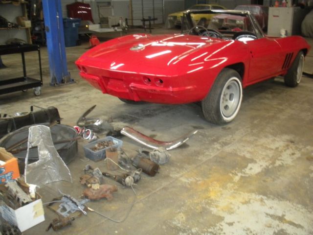 1966 Chevrolet Corvette - photo 2