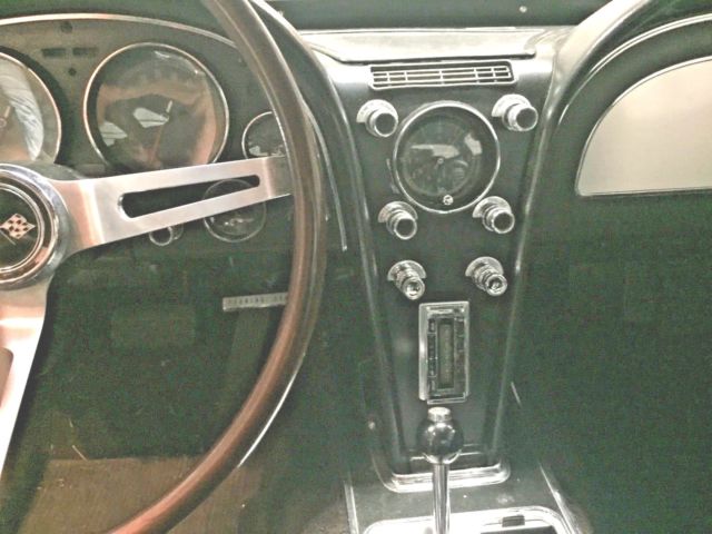 1966 Chevrolet Corvette - photo 9