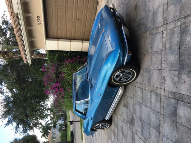 1966 Chevrolet Corvette convertible soft and hard top
