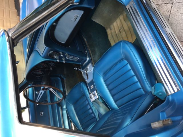 1966 Chevrolet Corvette convertible soft and hard top - photo 8