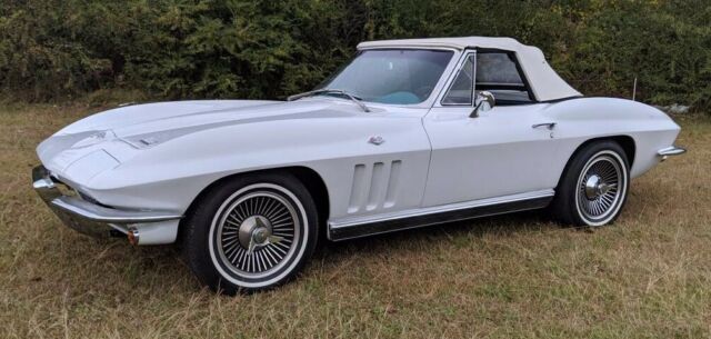 1966 Chevrolet Corvette - photo 2