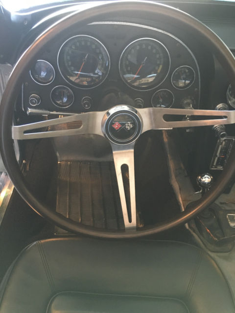 1966 Chevrolet Corvette convertible - photo 2