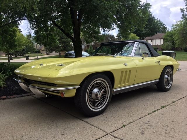 1966 Chevrolet Corvette - photo 2