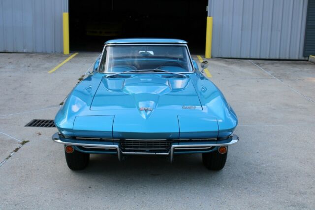 1966 Chevrolet Corvette Convertible - photo 5