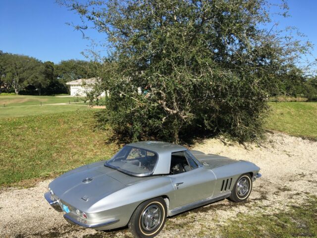 1966 Chevrolet Corvette - photo 3