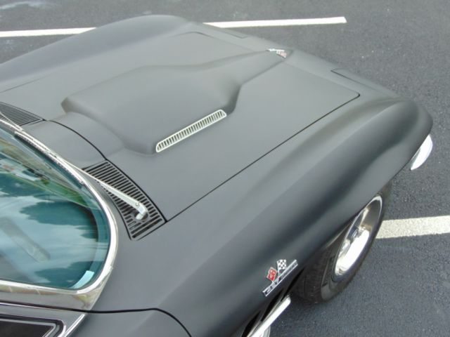 1966 Chevrolet Corvette - photo 8