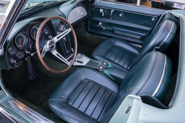 1966 Chevrolet Corvette Convertible - photo 13