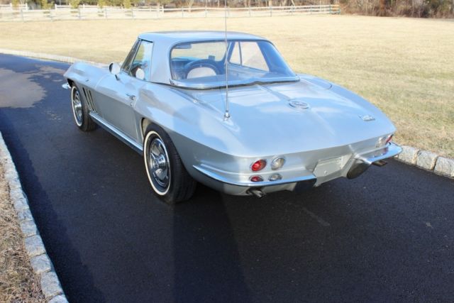 1966 Chevrolet Corvette - photo 3