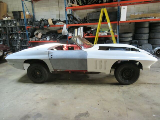 1966 corvette convertible rolling body RESTO MOD! RED BLACK project 1966 Chevrolet Corvette RED