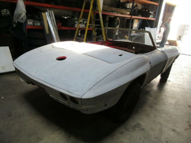 1966 Chevrolet Corvette RED - photo 5