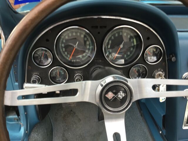 1966 Chevrolet Corvette - photo 11