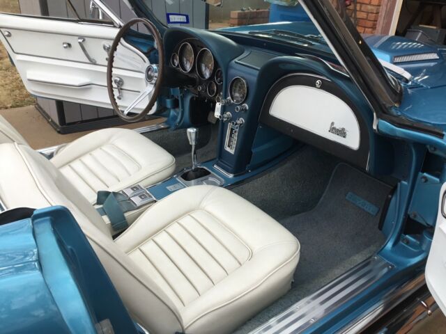 1966 Chevrolet Corvette - photo 8