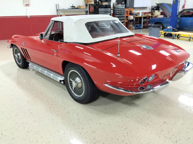 1966 Chevrolet Corvette - photo 3