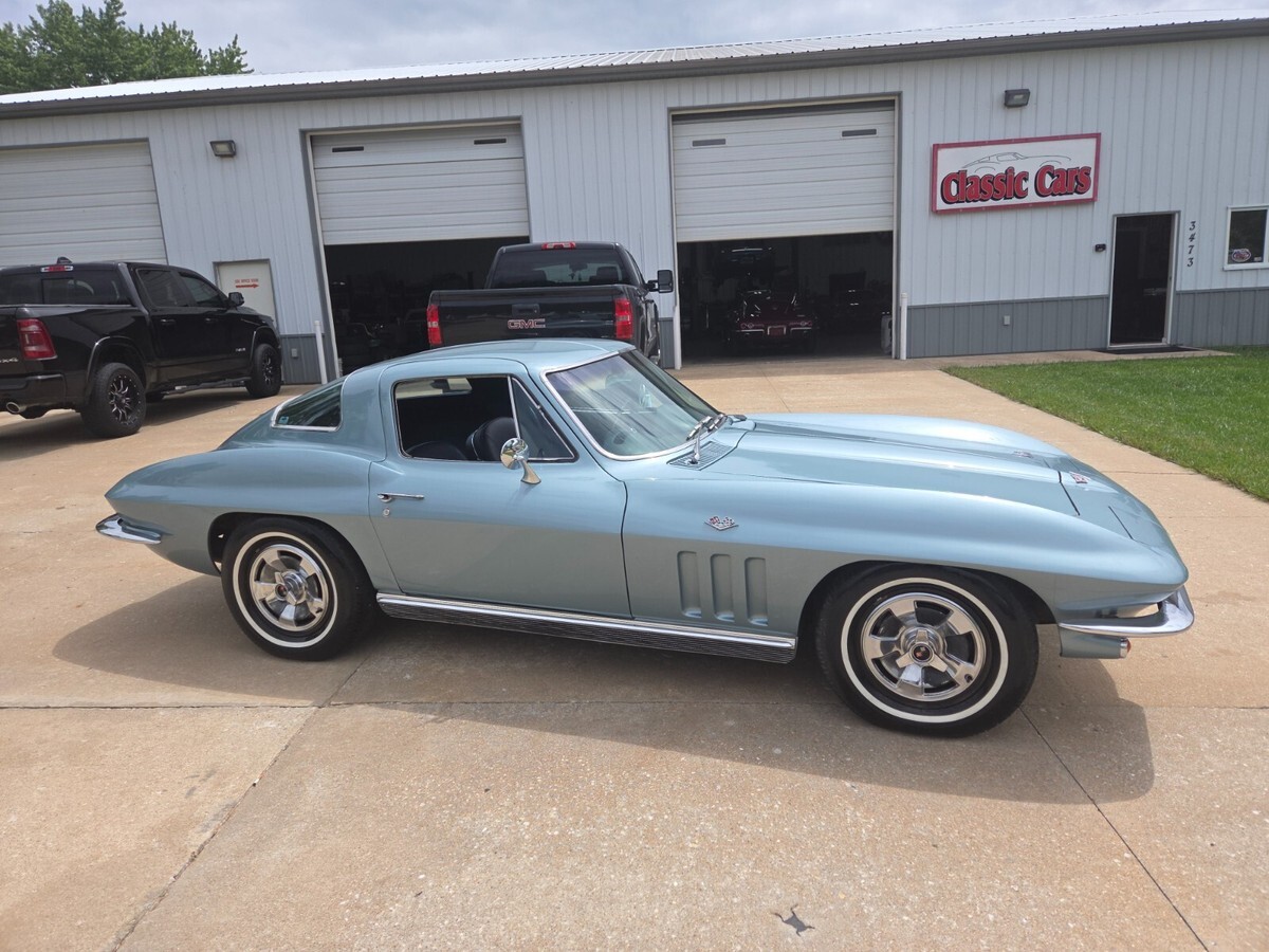 1966 Chevrolet Corvette - photo 8