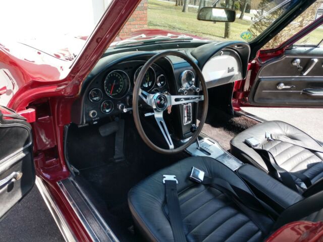 1966 Chevrolet Corvette - photo 10