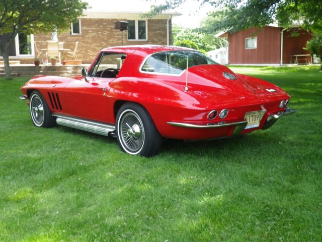 1966 Chevrolet Corvette - photo 2