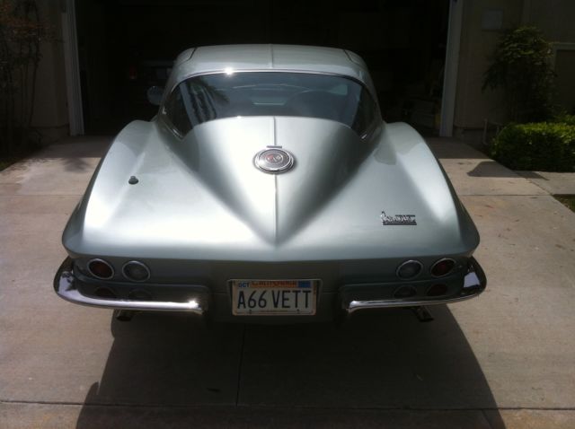1966 Chevrolet Corvette Base Coupe 2-Door - photo 3