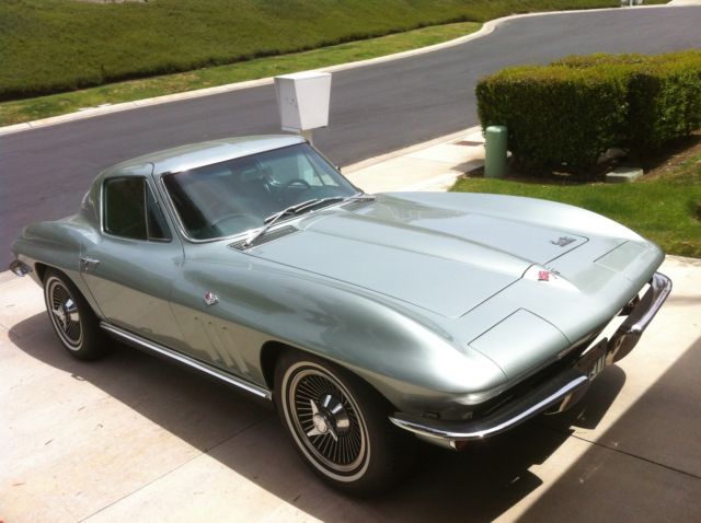 1966 Chevrolet Corvette Base Coupe 2-Door - photo 8