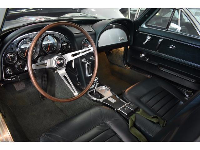 1966 Chevrolet Corvette - photo 2