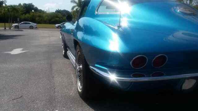1966 Chevrolet Corvette Stingray - photo 12