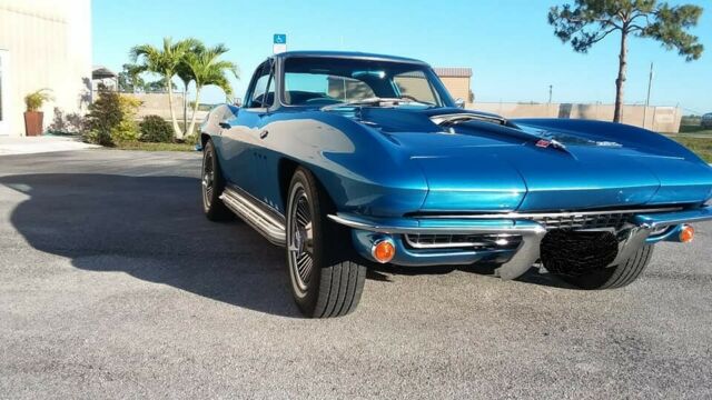 1966 Chevrolet Corvette Stingray - photo 4