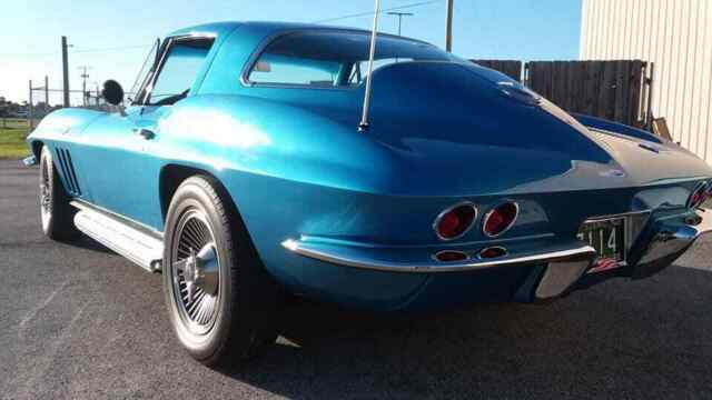 1966 Chevrolet Corvette Stingray - photo 6