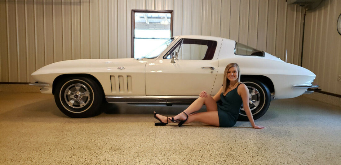 1966 Chevrolet Corvette - photo 2