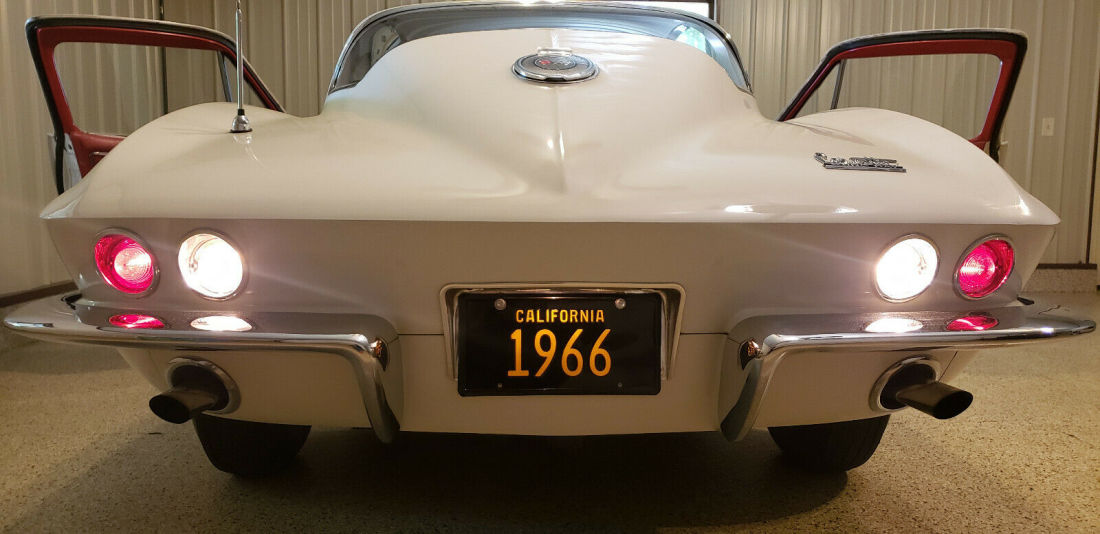 1966 Chevrolet Corvette - photo 3