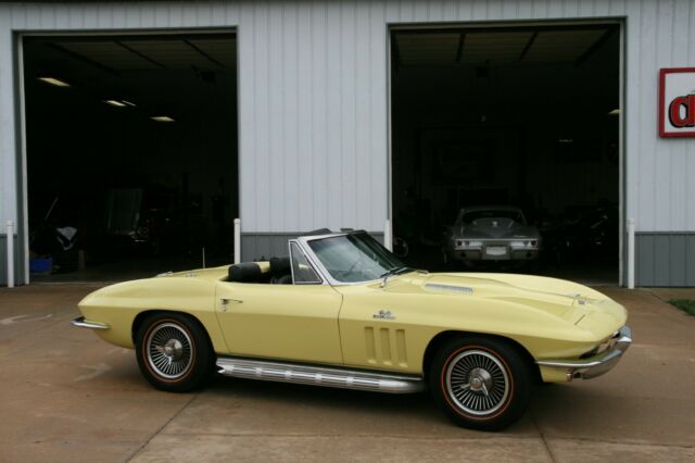 1966 Chevrolet Corvette - photo 5