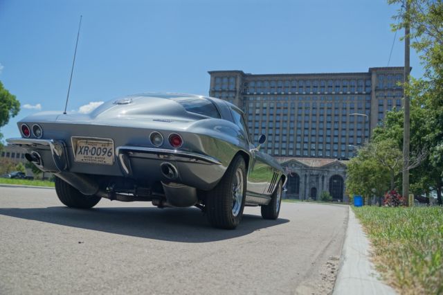 1966 Chevrolet Corvette L79 Coupe - photo 2
