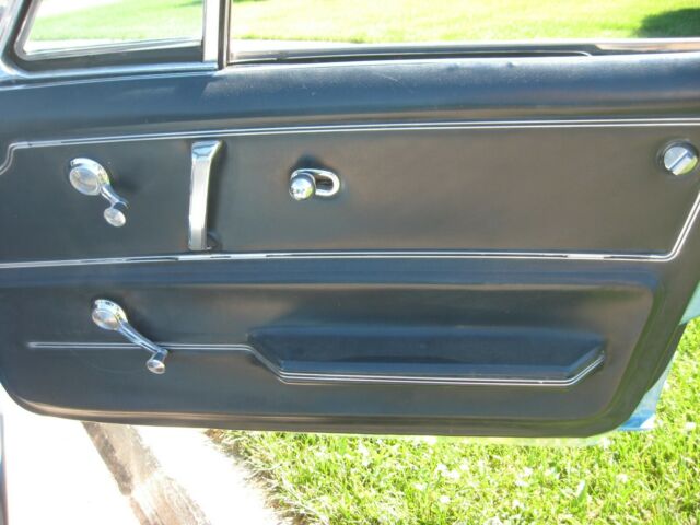 1966 Chevrolet Corvette - photo 7