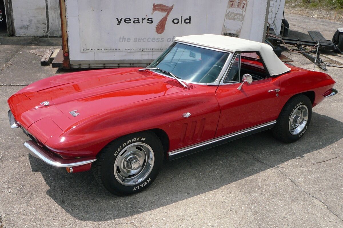 1966 Chevrolet Corvette - photo 3