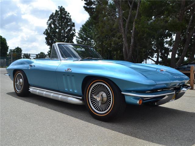 1966 Chevrolet Corvette Convertible - photo 4