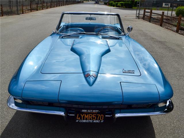 1966 Chevrolet Corvette Convertible - photo 7