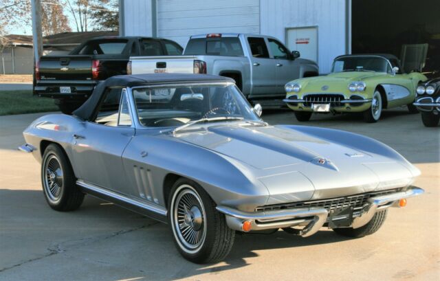 1966 Chevrolet Corvette - photo 4