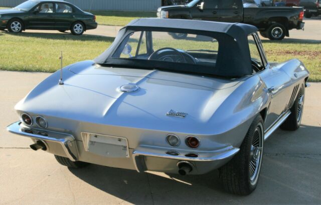 1966 Chevrolet Corvette - photo 6