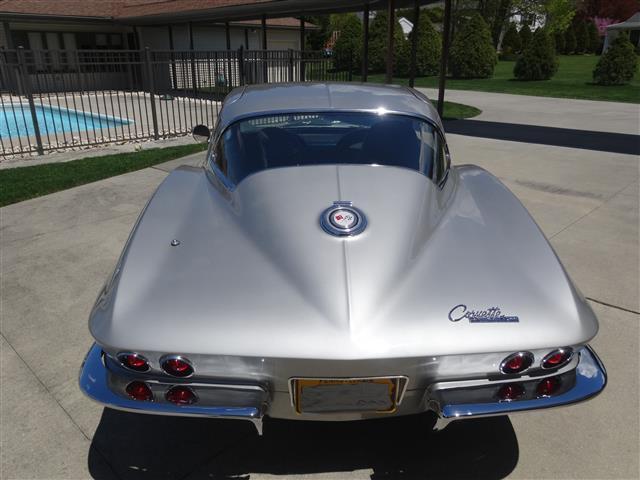 1965 Chevrolet Corvette - photo 3