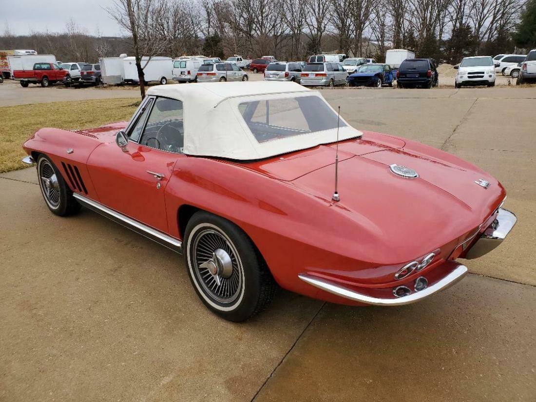 1966 Chevrolet Corvette - photo 10