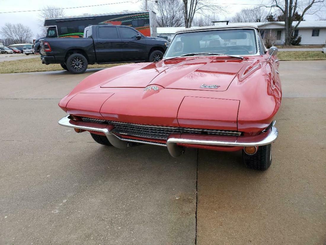 1966 Chevrolet Corvette - photo 3