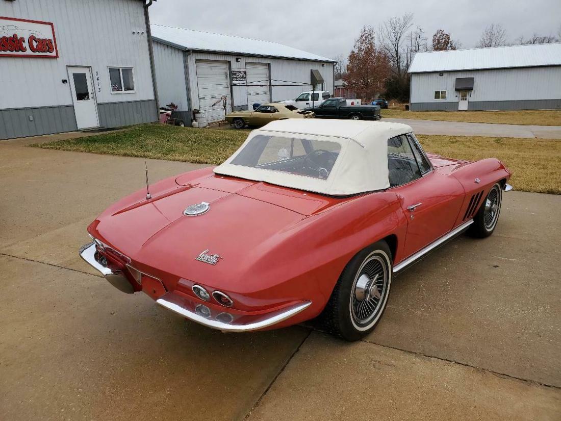 1966 Chevrolet Corvette - photo 8