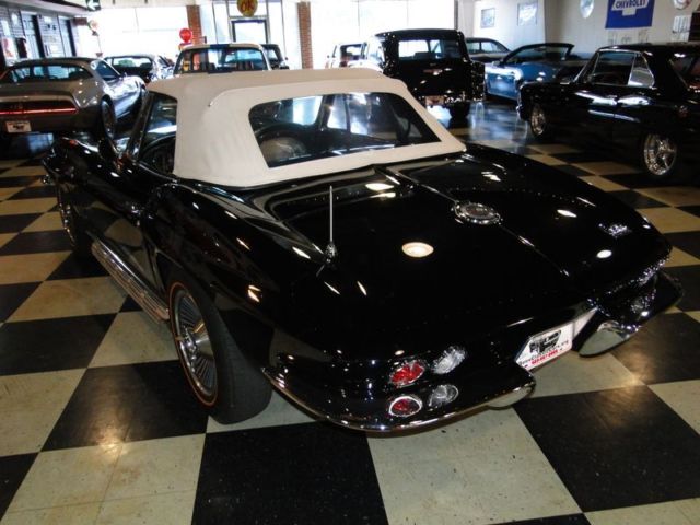 1966 Chevrolet Corvette - photo 2