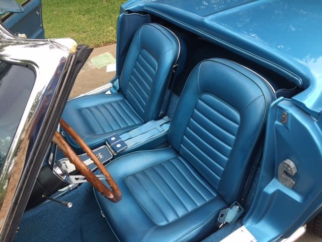 1966 Chevrolet Corvette Convertible - photo 11