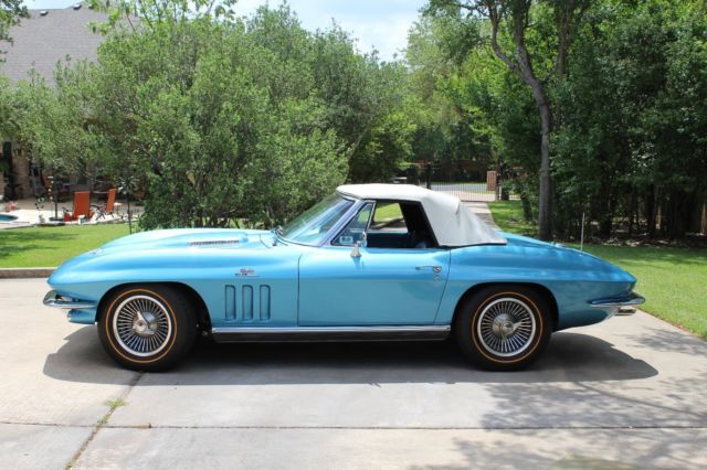 1966 Chevrolet Corvette Convertible - photo 3