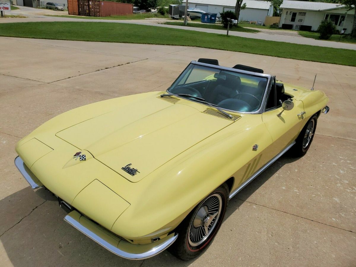 1966 Chevrolet Corvette - photo 10
