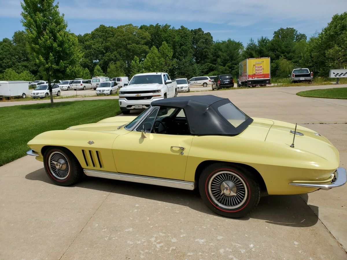 1966 Chevrolet Corvette - photo 8