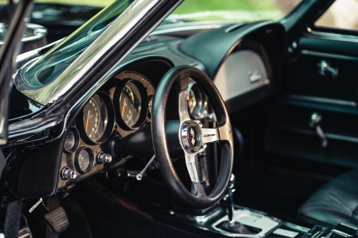 1966 Chevrolet Corvette - photo 10